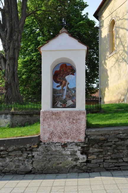 Kaplička sv. Floriána u kostela