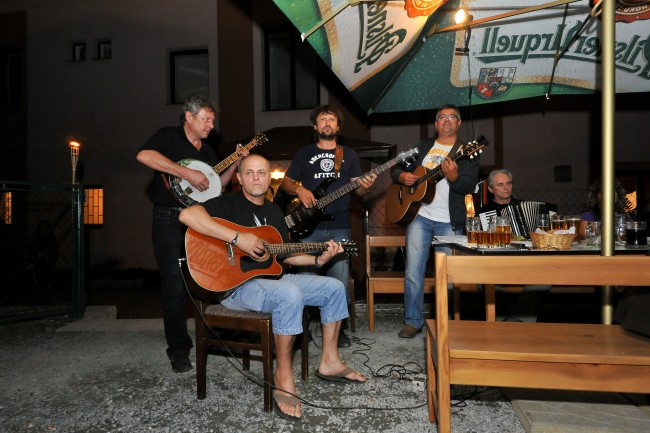 Country večer u hotelu Na Náměstí