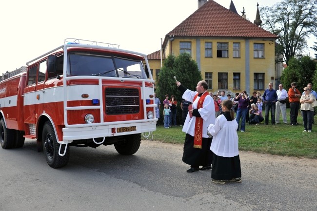 Svěcení hasičské cisterny