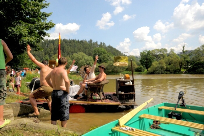 Neckyáda a historický šerm